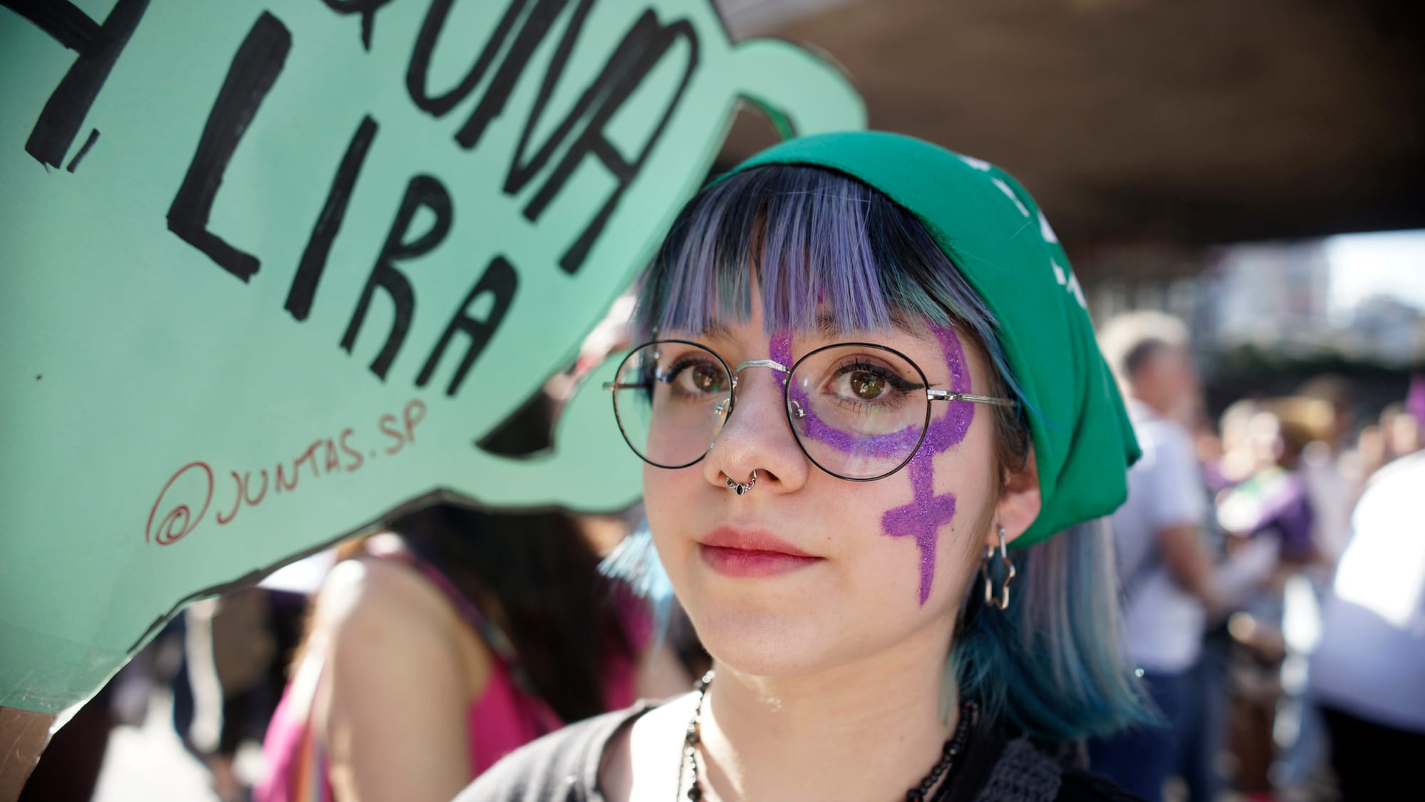 brazil woman abortion protest girls