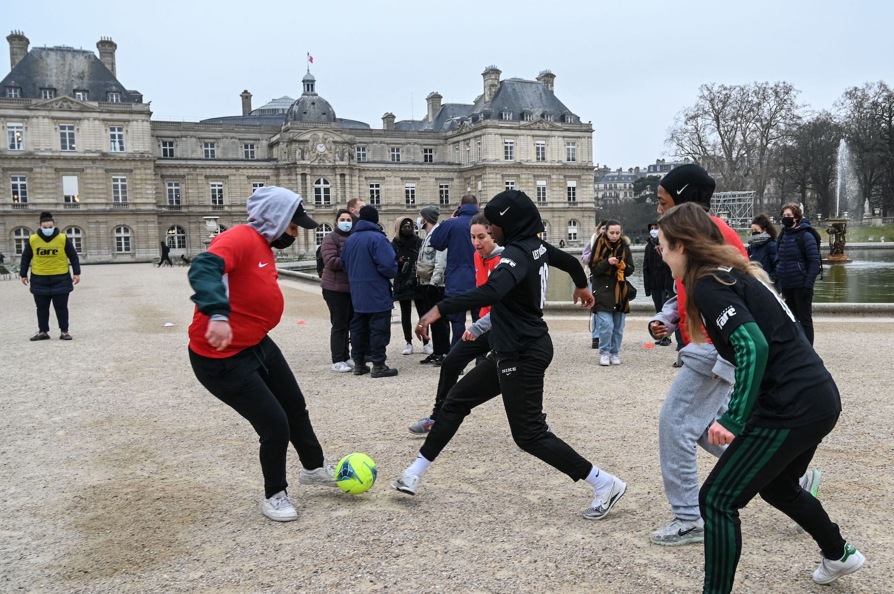 france bans hijab during 2024 olympics game