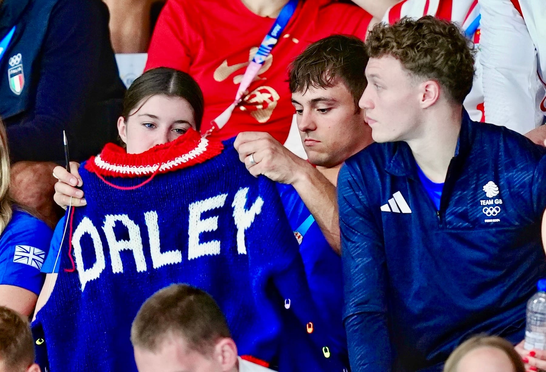 tom daley british diver knits at paris olympis 2024