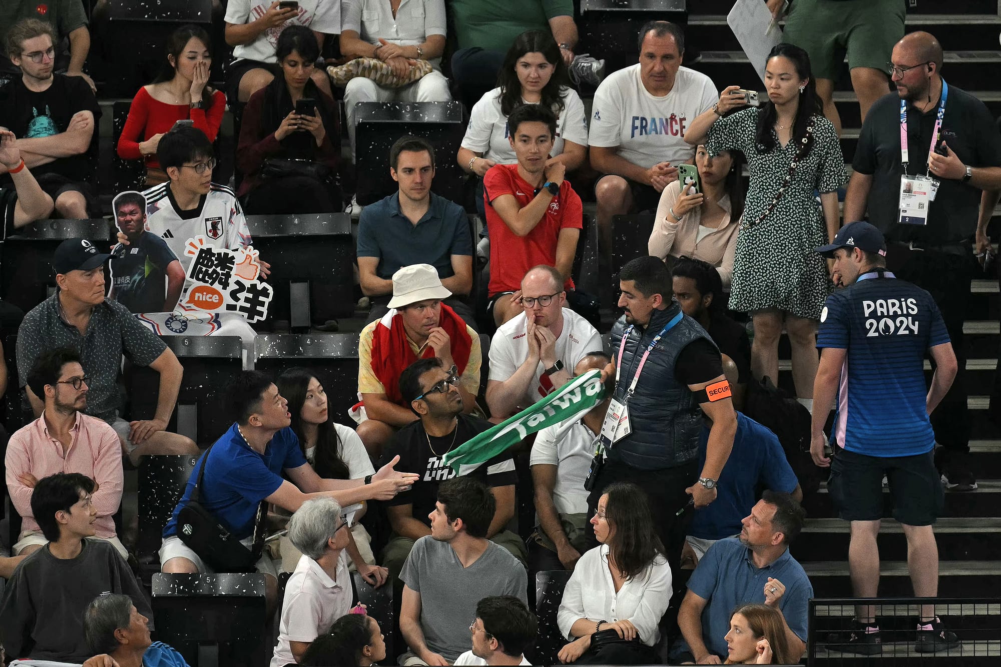 olympics confiscating taiwan flag chinese taipei paris