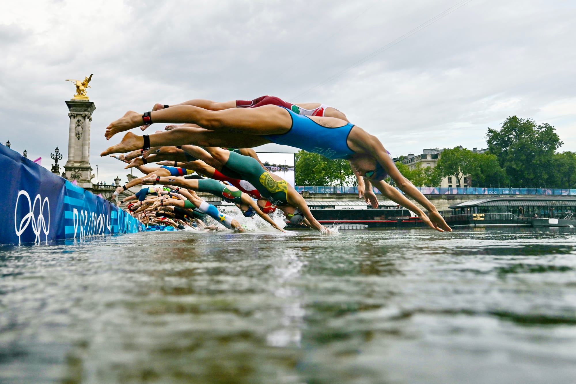 Swimming competition in seine river paris 2024 olympics