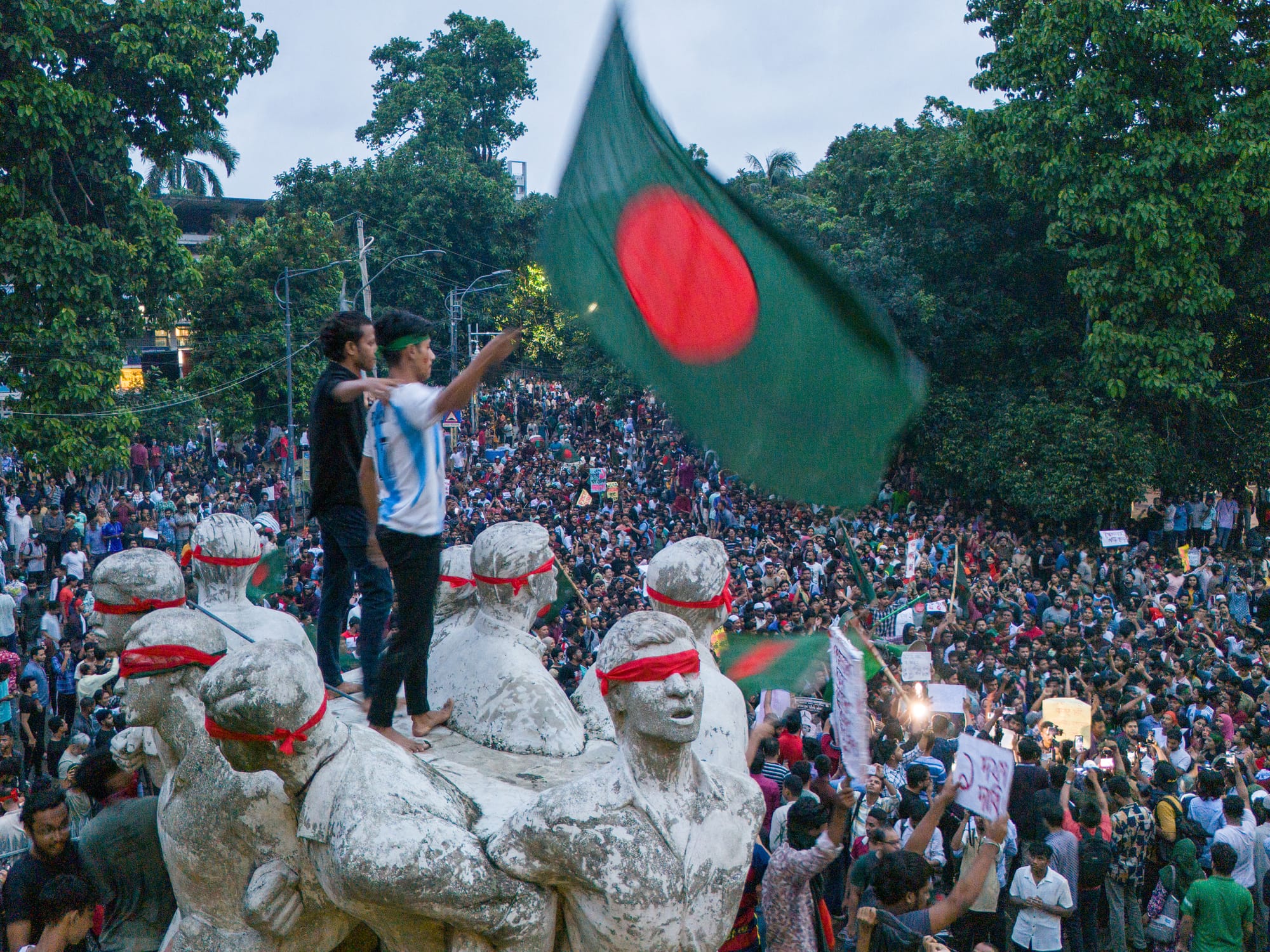 bangladesh prime minister resign student protests quota law sheik hasina