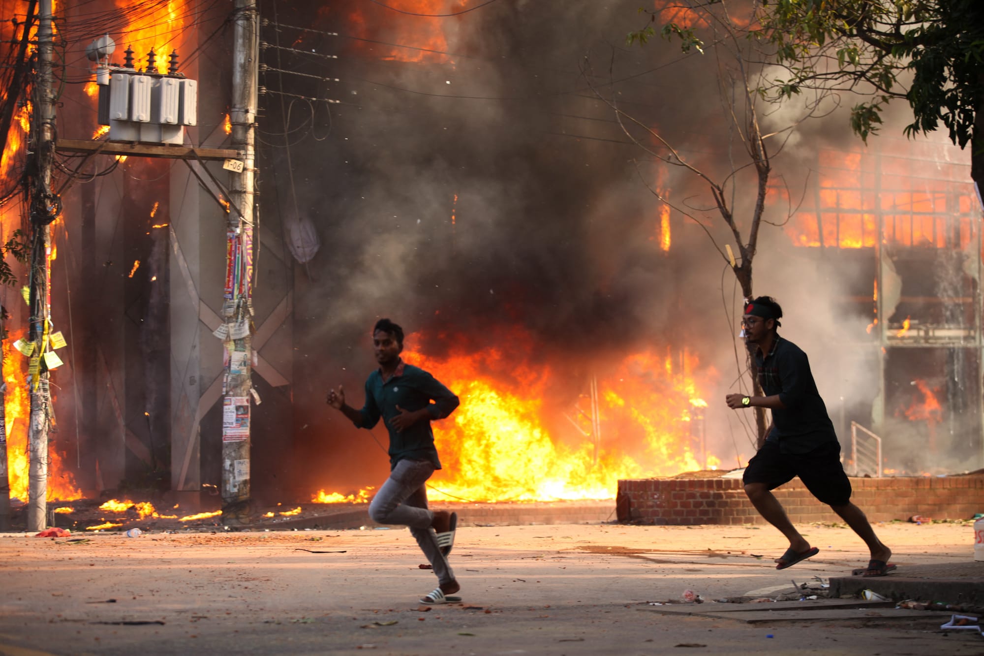 bangladesh prime minister resign student protests quota law sheik hasina