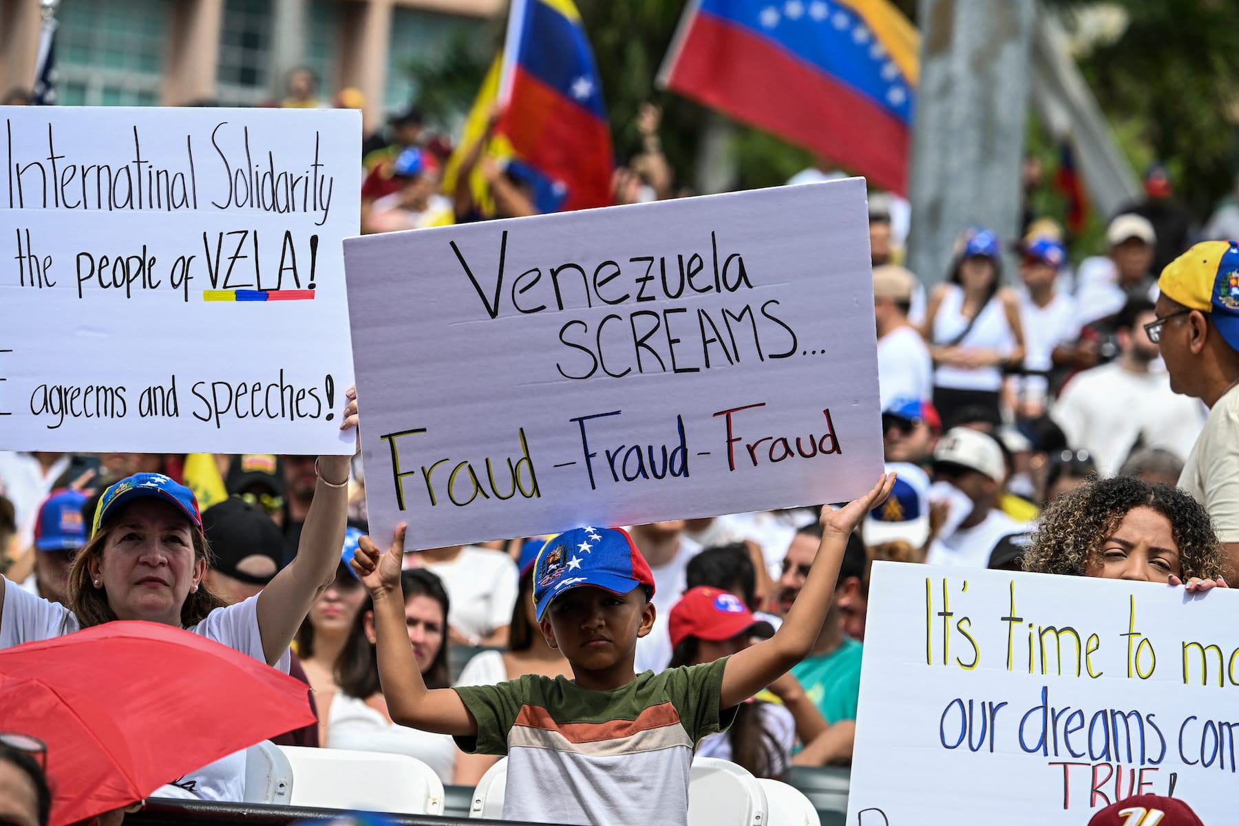 demonstration against venezuela president