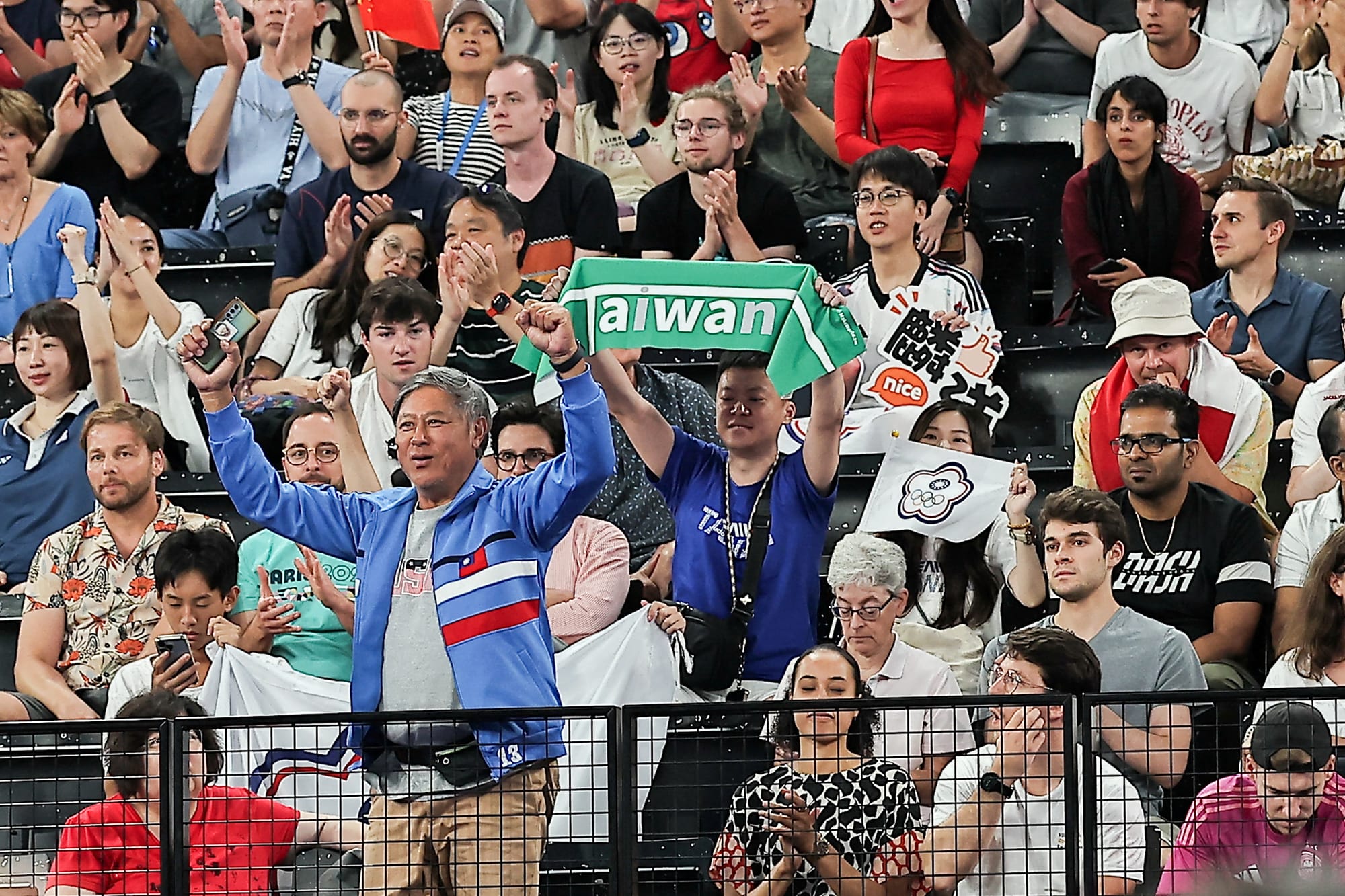 olympics confiscating taiwan flag chinese taipei paris