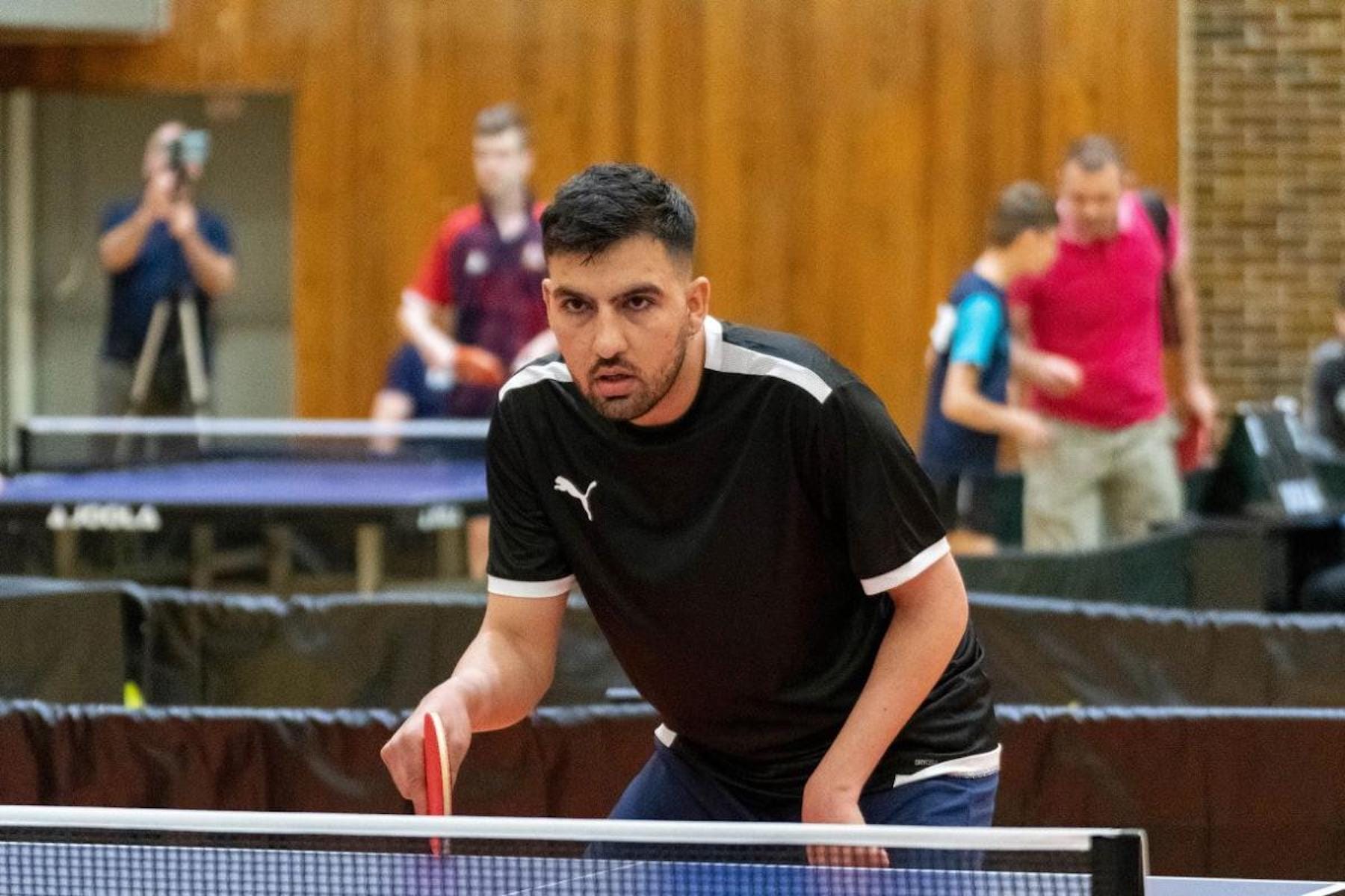 Sayed Amir Hossein Pour para table tennis iran