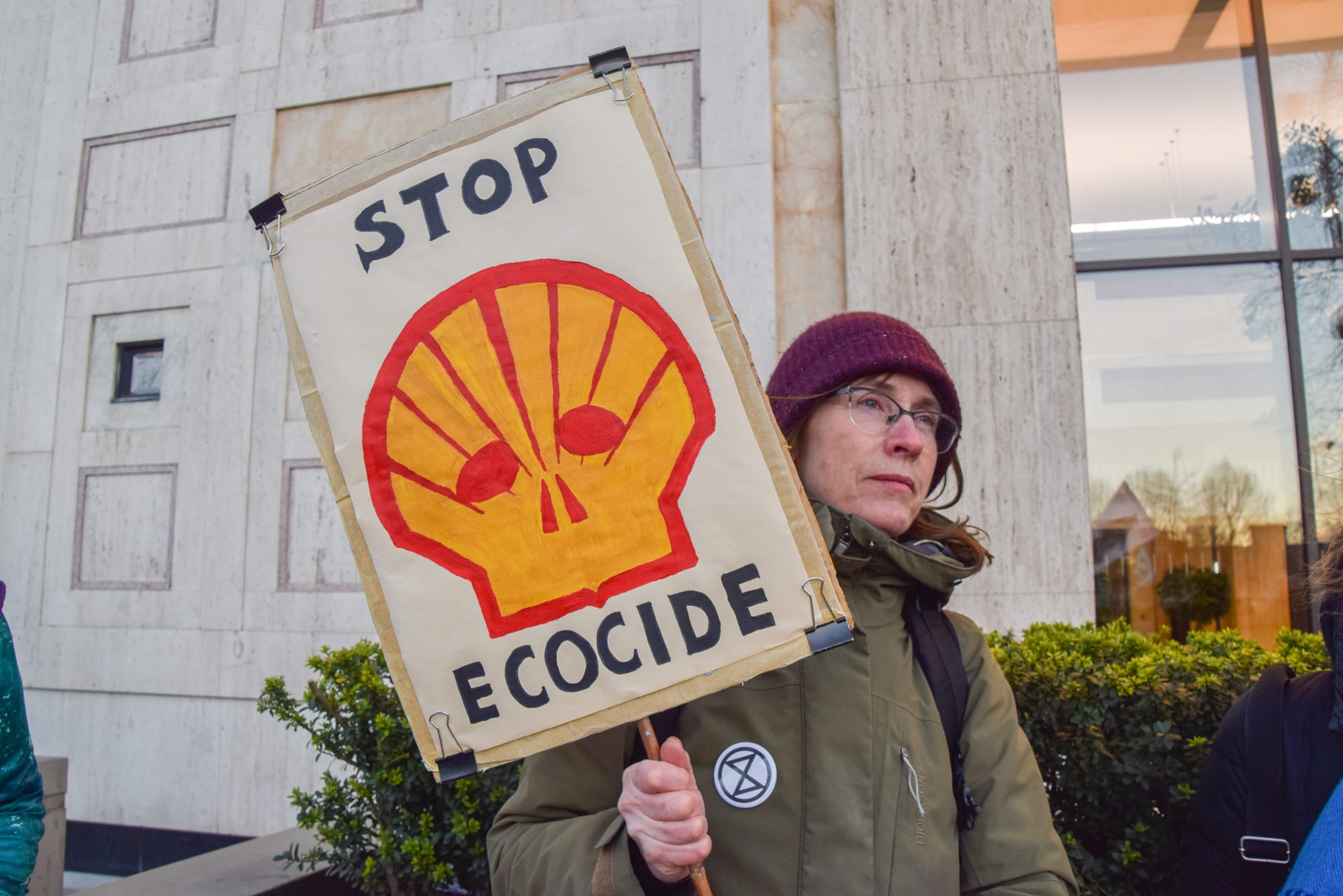 shell netherlands win ruling lawsuit climate change