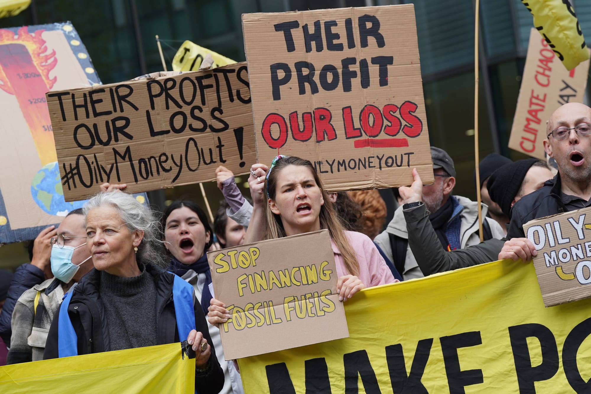 shell netherlands win ruling lawsuit climate change