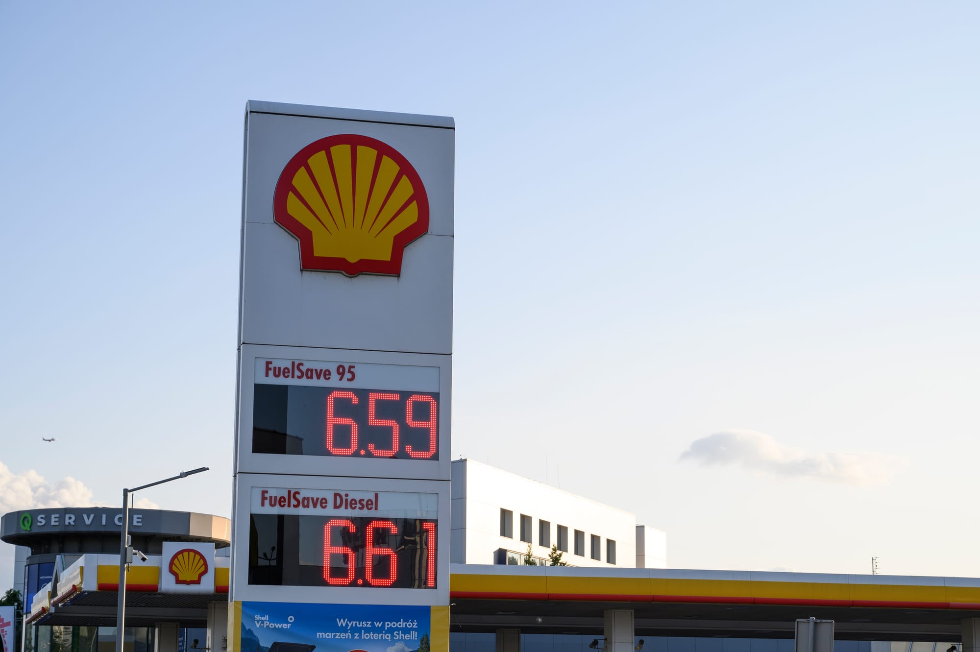 shell netherlands win ruling lawsuit climate change