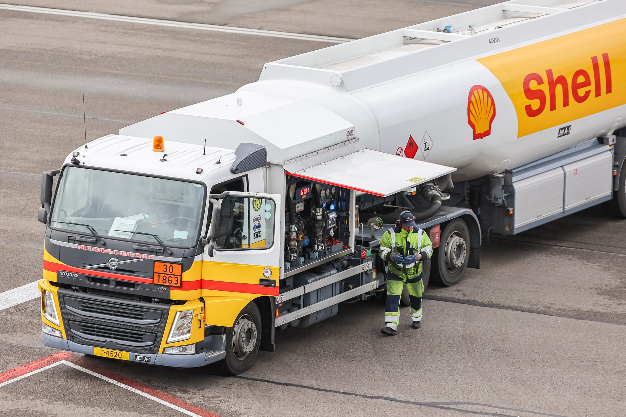 shell netherlands win ruling lawsuit climate change