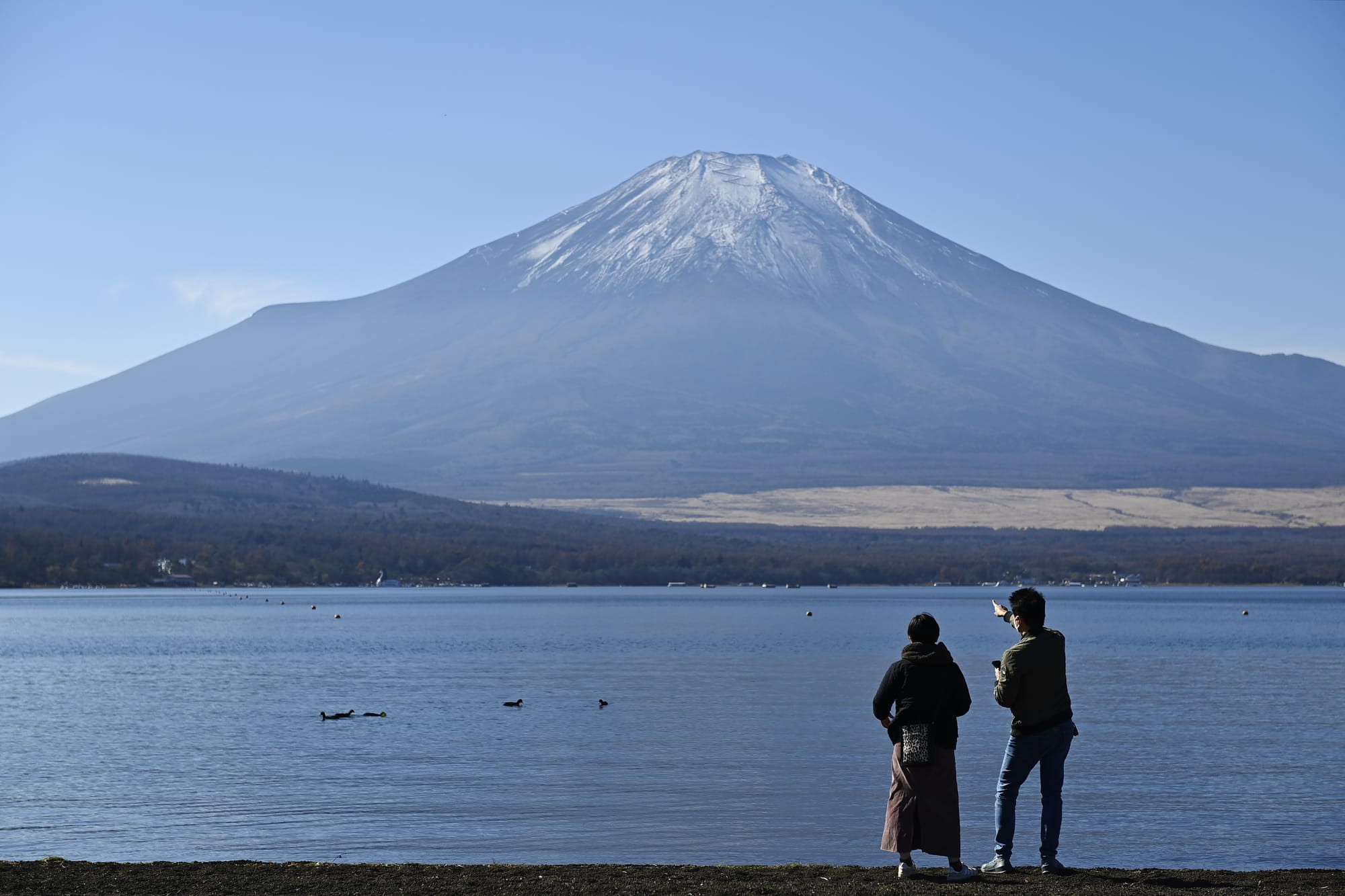 mount fuji snowless october first 130 years