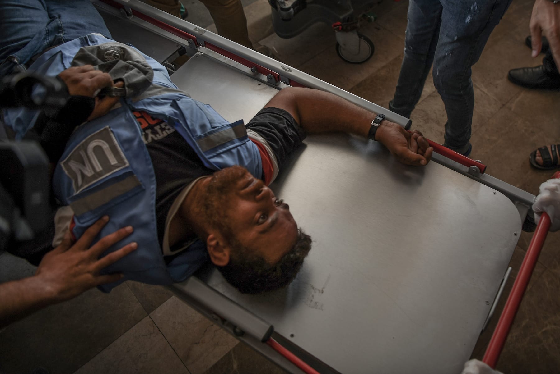 unrwa worker injured israeli airstrike gaza