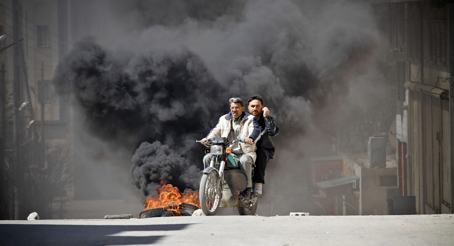 syria aleppo fighting 2012 motorcycle