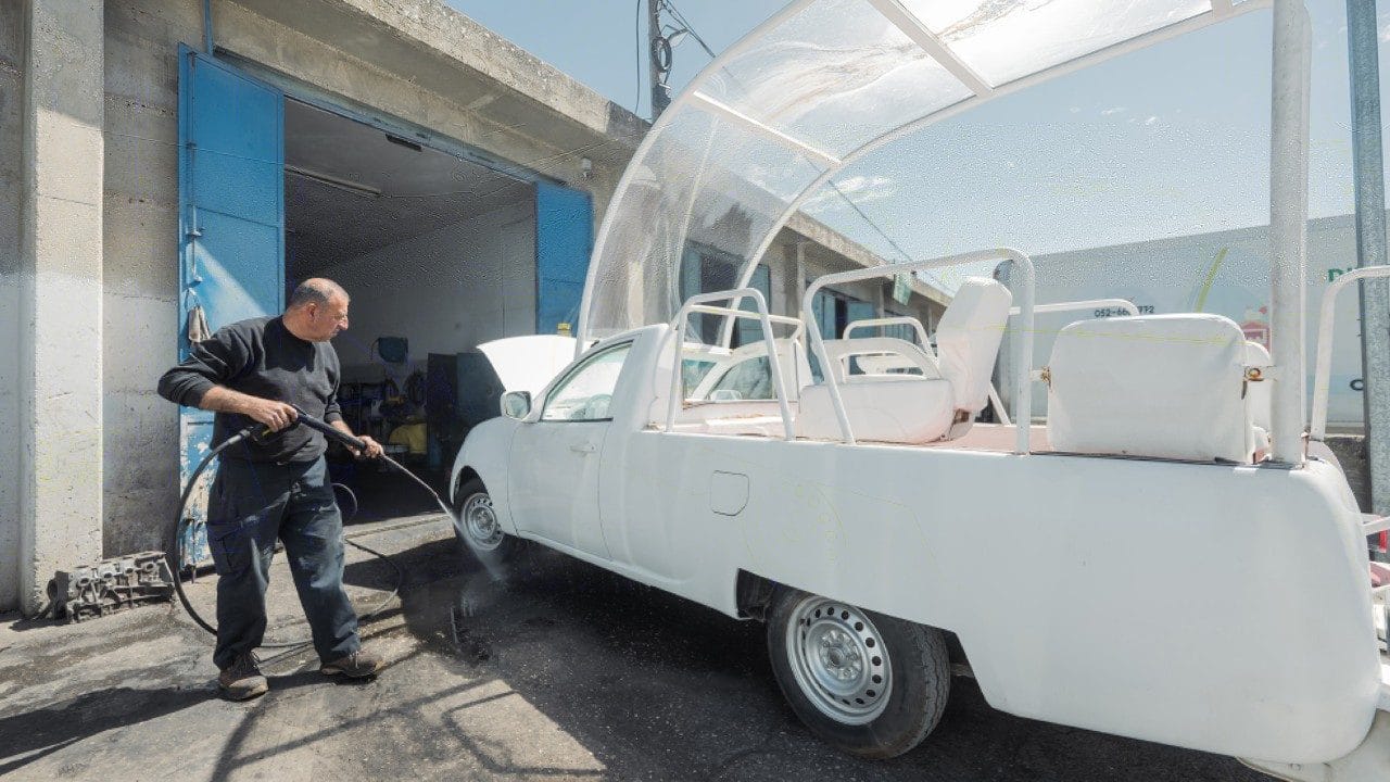 popemobile gaza mobile health clinic children caritas