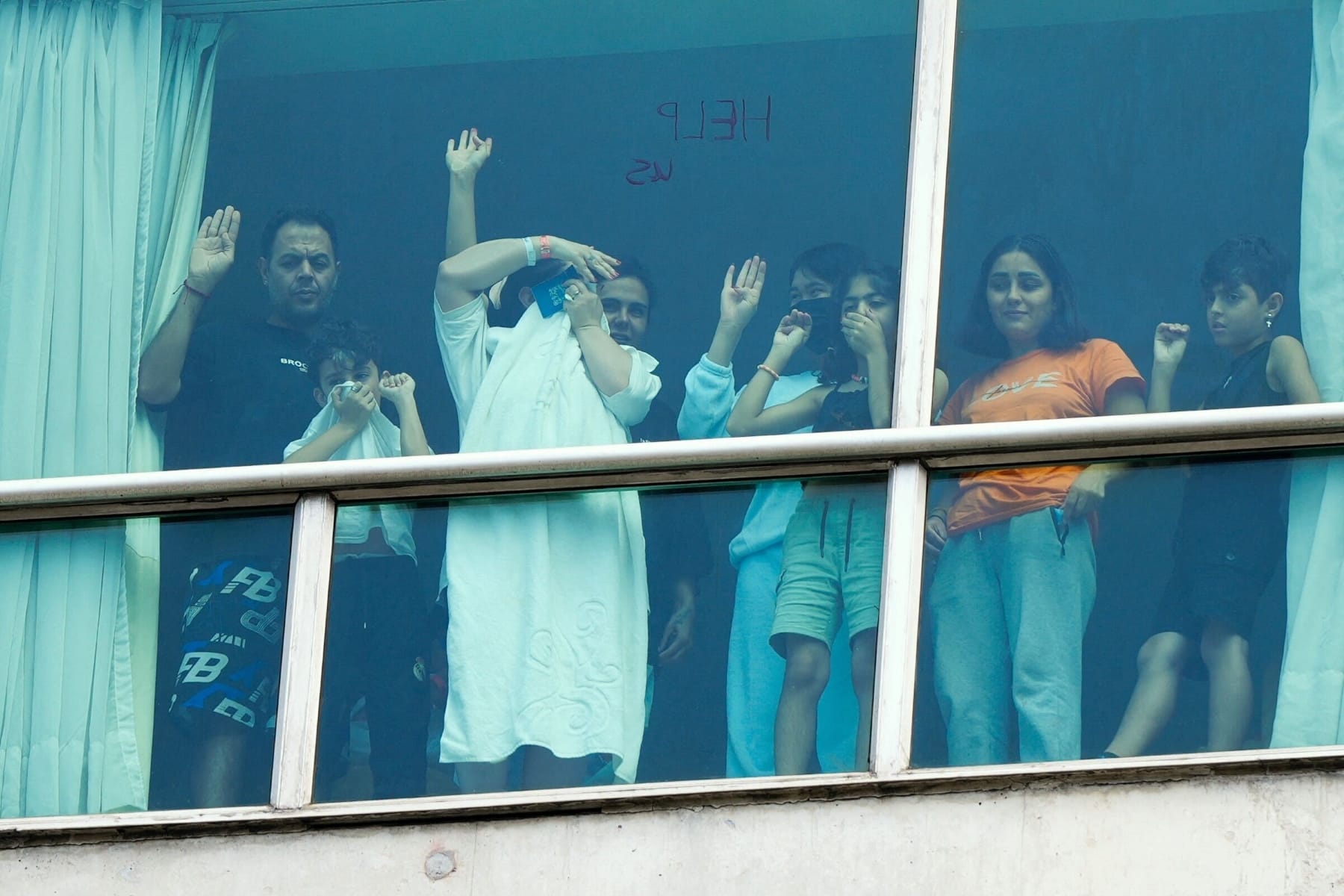 trump deportation panama hotel trapped