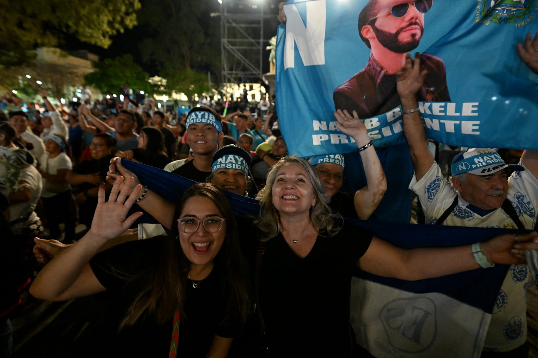 el salvador president indefinite terms law approval