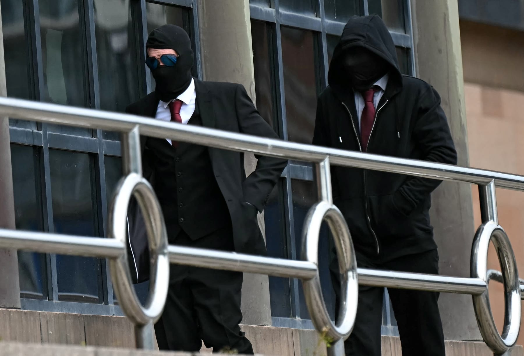 robin hood tree uk chop down men sentenced