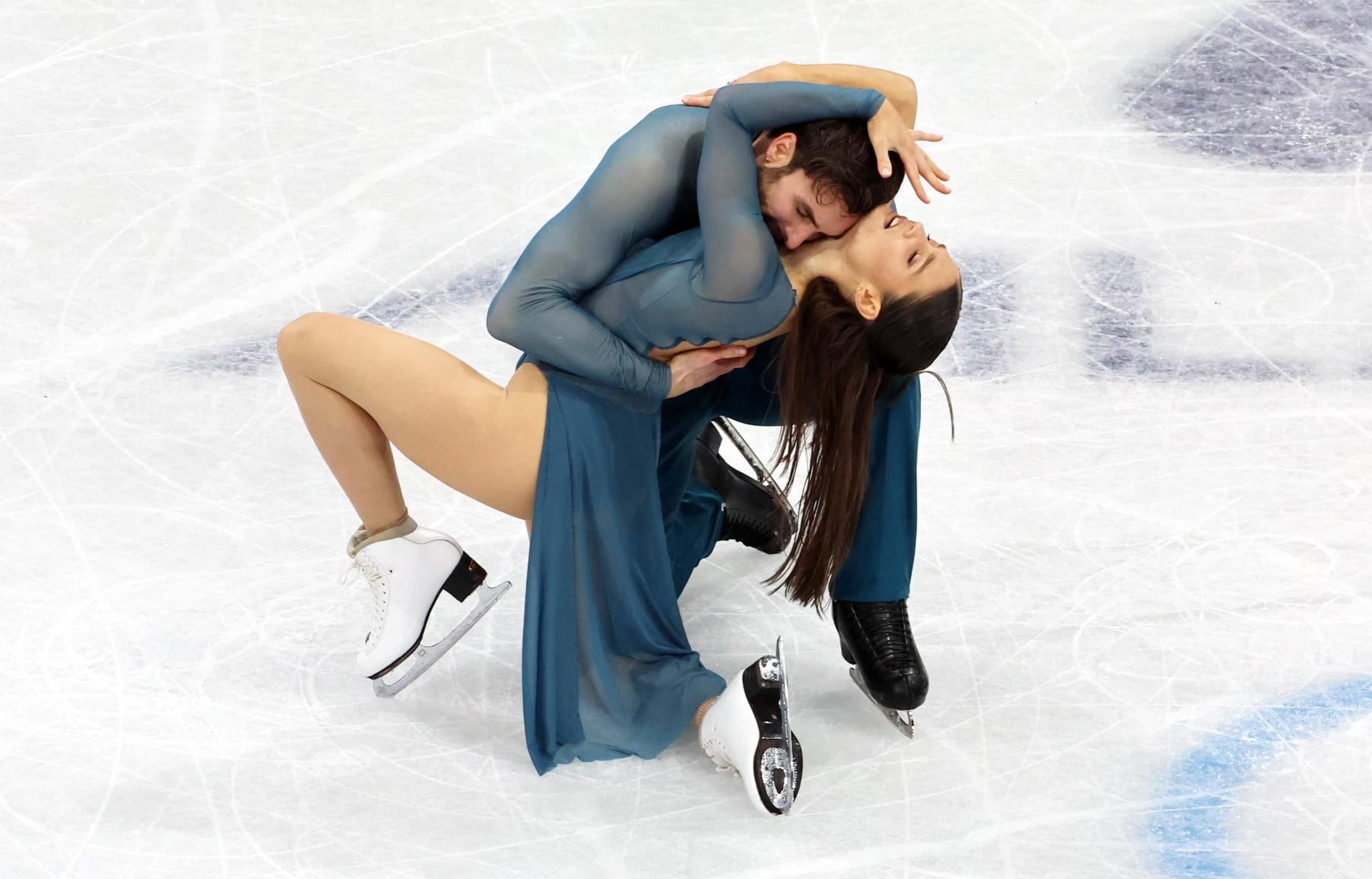 france fournier beaudry cizeron ice dancers controversy disney villains