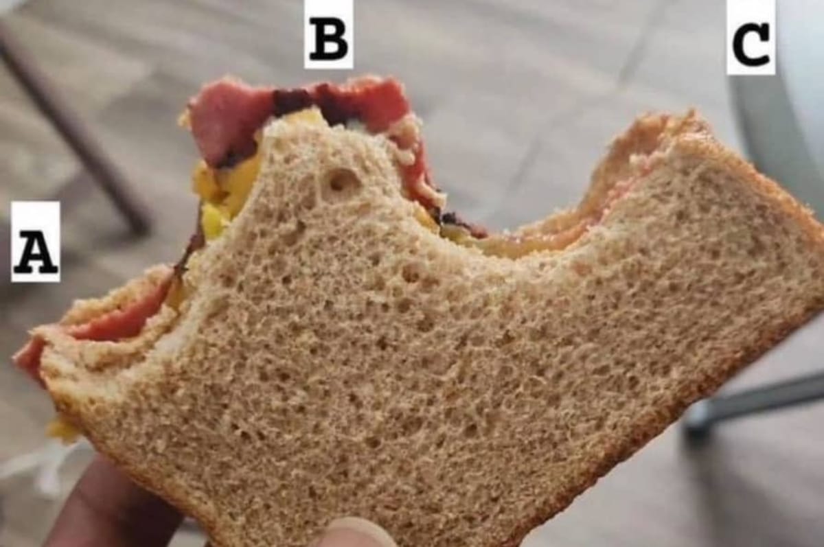 Someone Asked About The Right Way To Finish Eating A Sandwich And Now Everyone Is Arguing