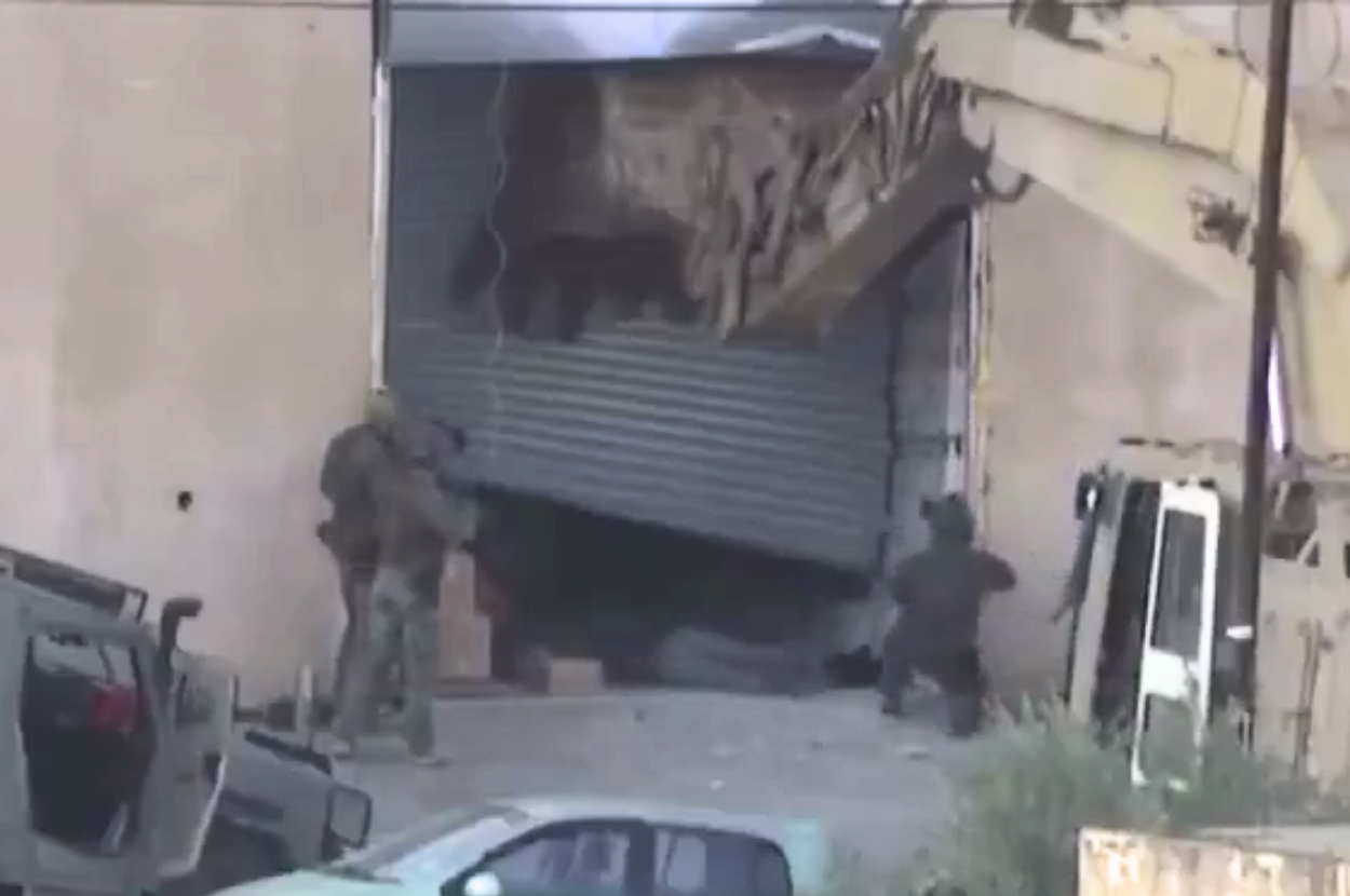 israel soldiers kill unarmed palestinians surrender west bank