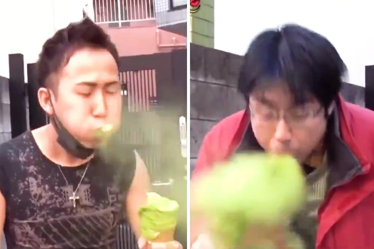People In Japan Keep Trying This Matcha Ice Cream And Choking On The Powder And It’s Hilarious