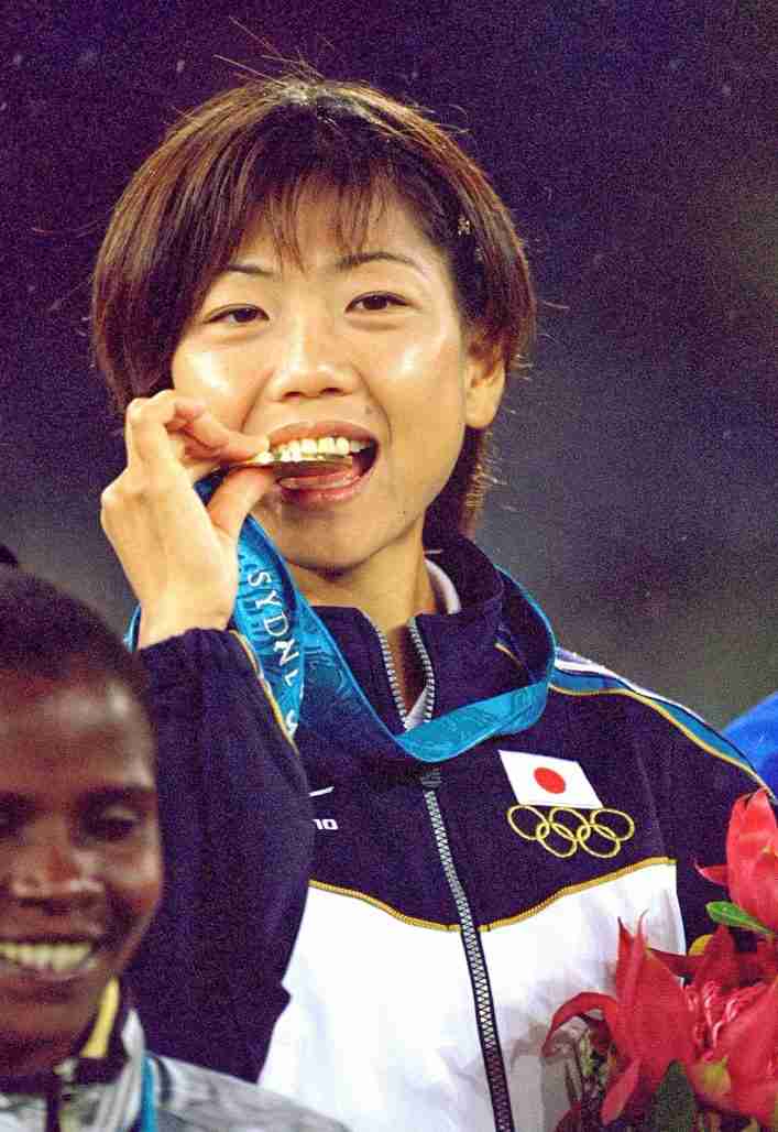 Naoko Takahashi, Olympic medalist and long distance runner, is amongst 11 other women added to Tokyo Olympic's executive board. 