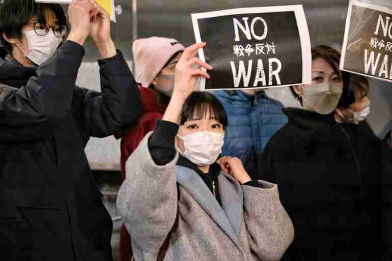 ukraine protests russia invasion japan