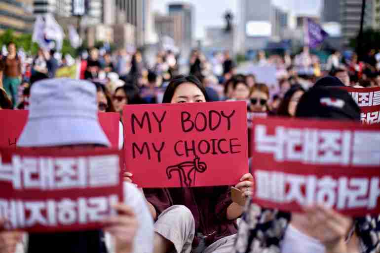 countries abortion support legal south korea