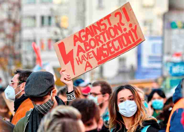 germany doctors abortion advertising ban abolished