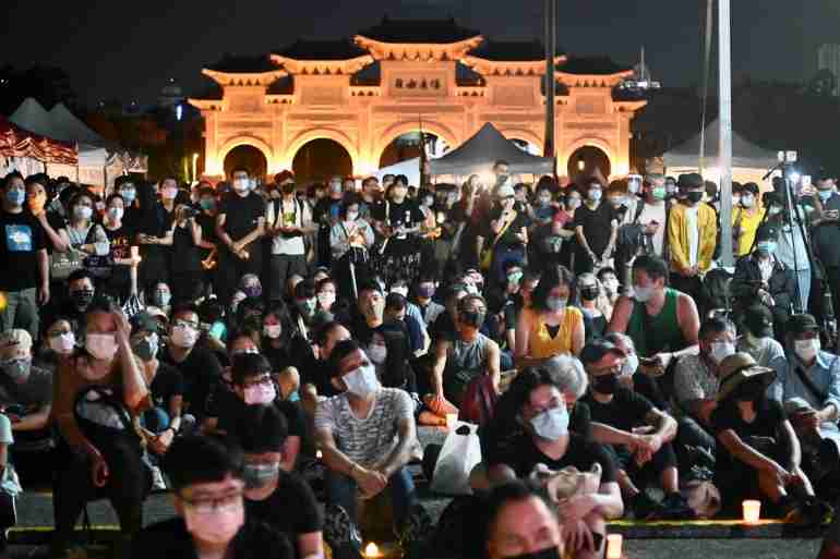 taiwan tianamen square vigil hong kong banned