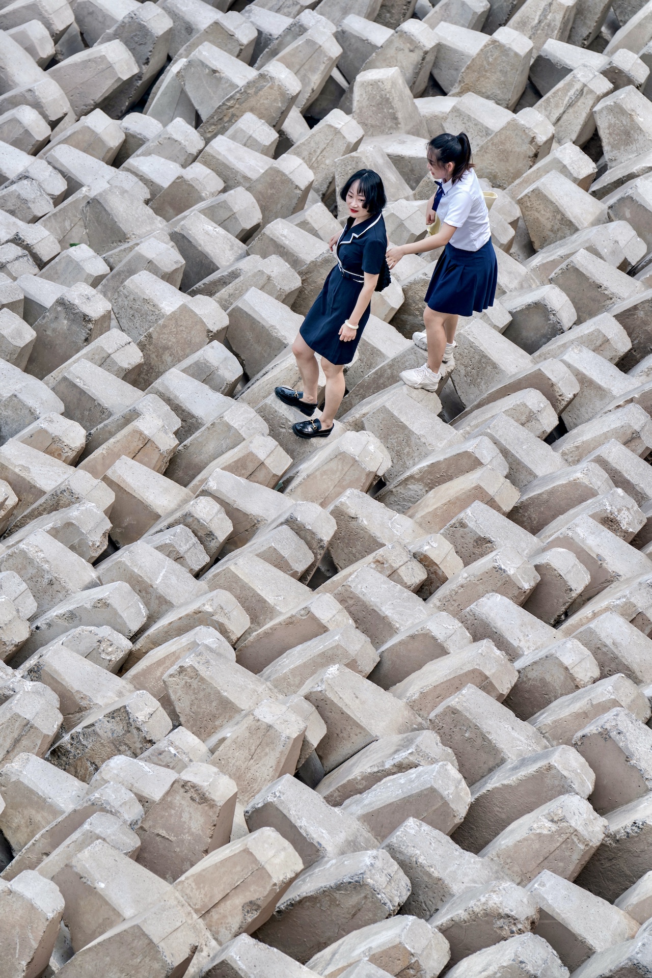china influencers drought breakwater blocks