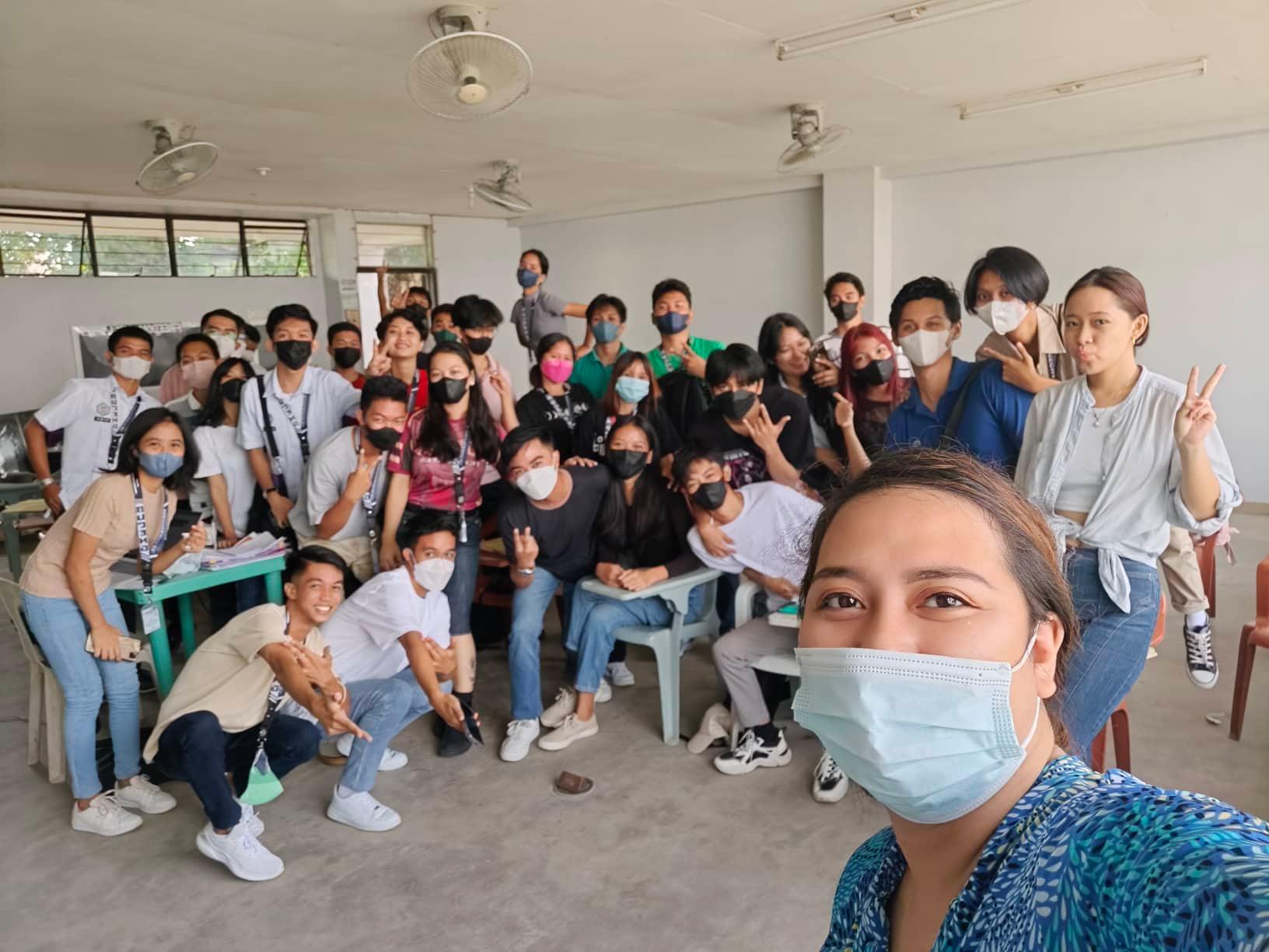 This Philippine Professor Asked Her Students To Make “Anti-Cheating” Hats For An Exam And They Delivered