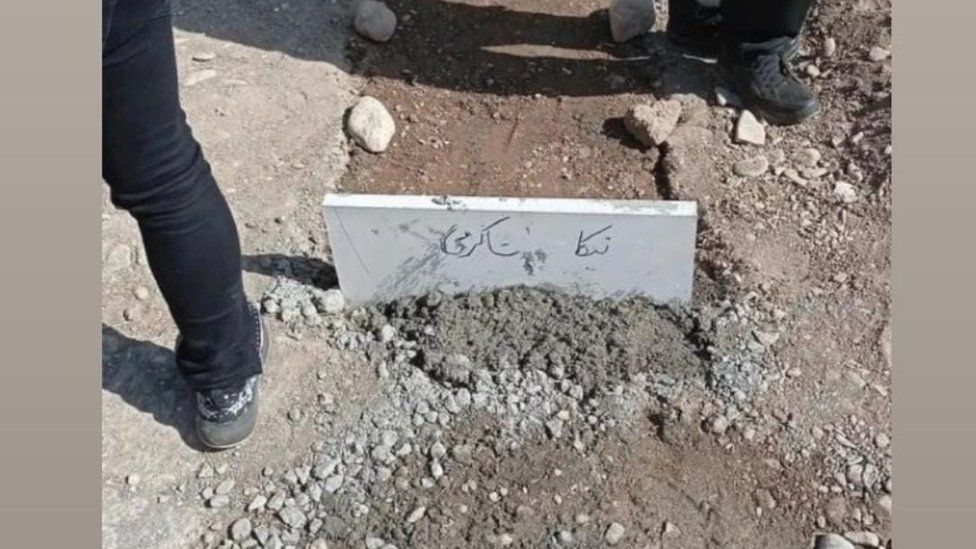 nika shakarami iran teen grave buried