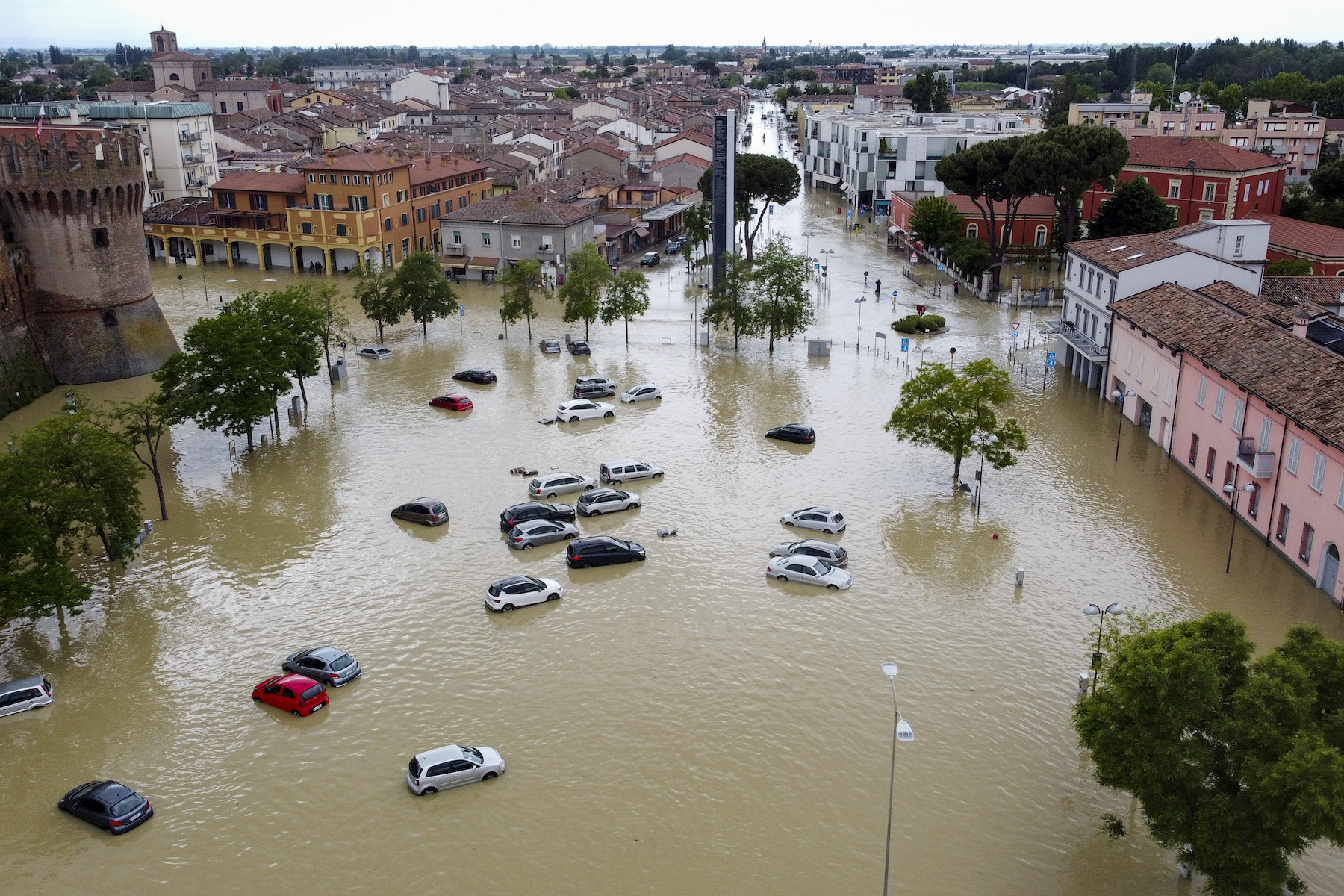 10 Places That Flooded Around The World In May 2023