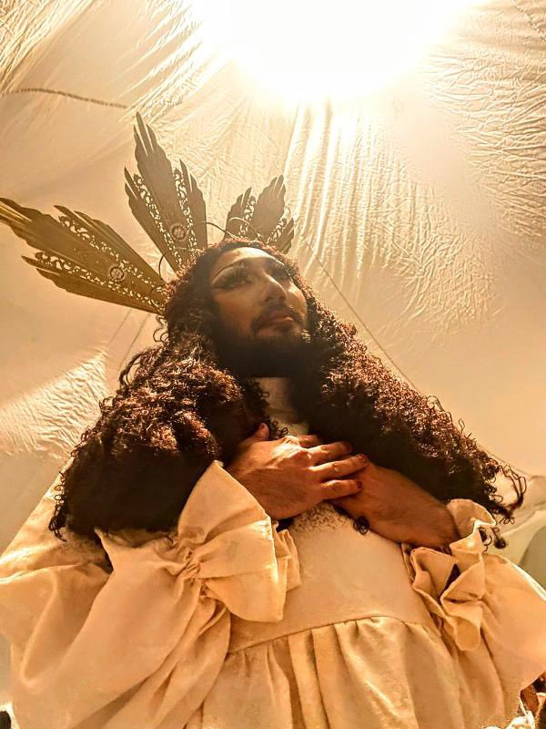 This Philippines Drag Queen Dressed Up As Jesus In A Performance And Caused A Controversy