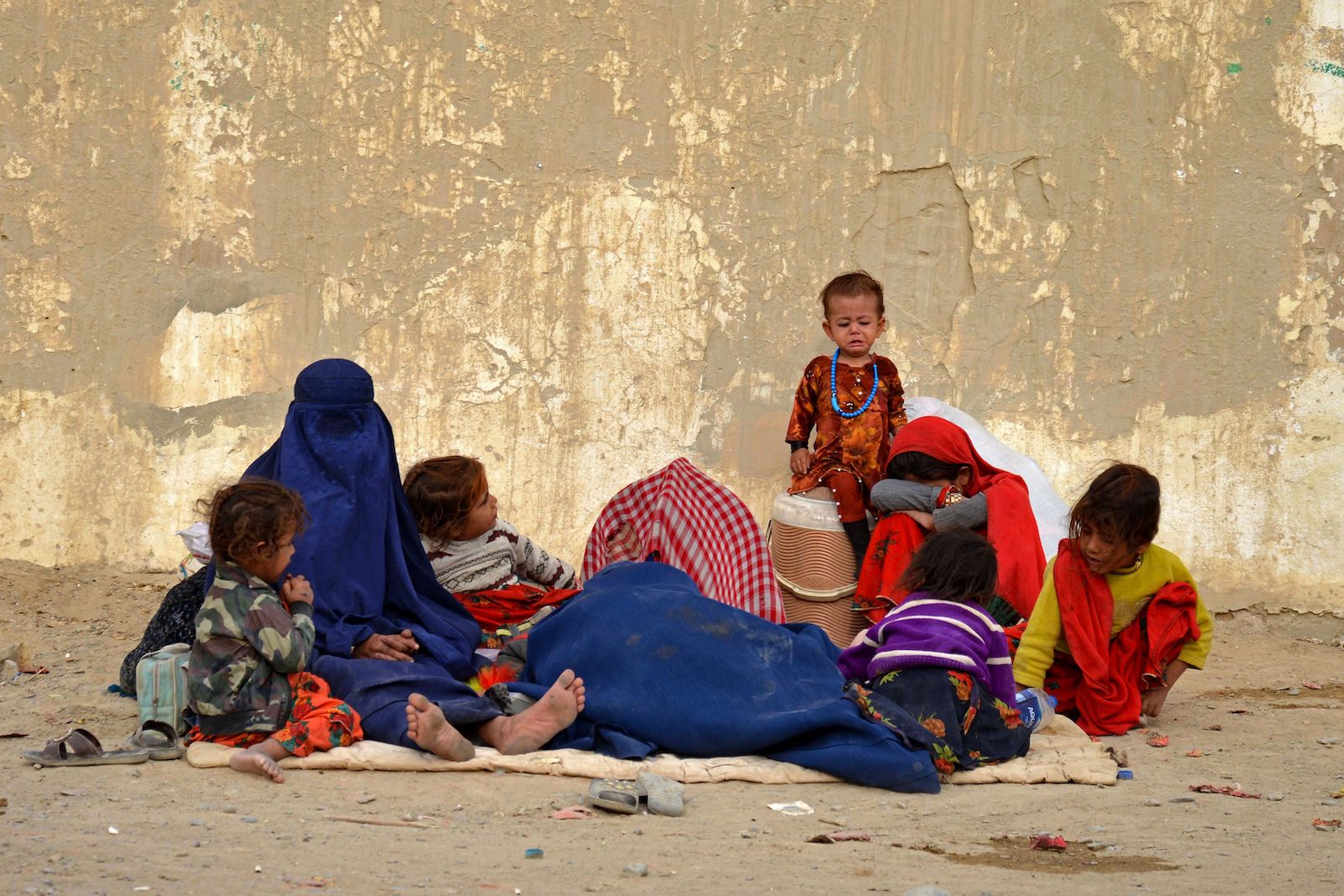 afghan refugees rest upon the arrival from pakistan Kandahar province 2023