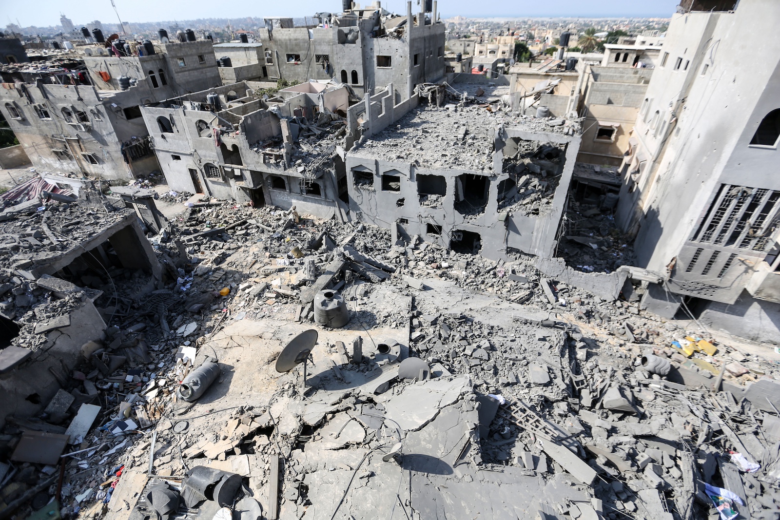israel airstrikes destroyed building