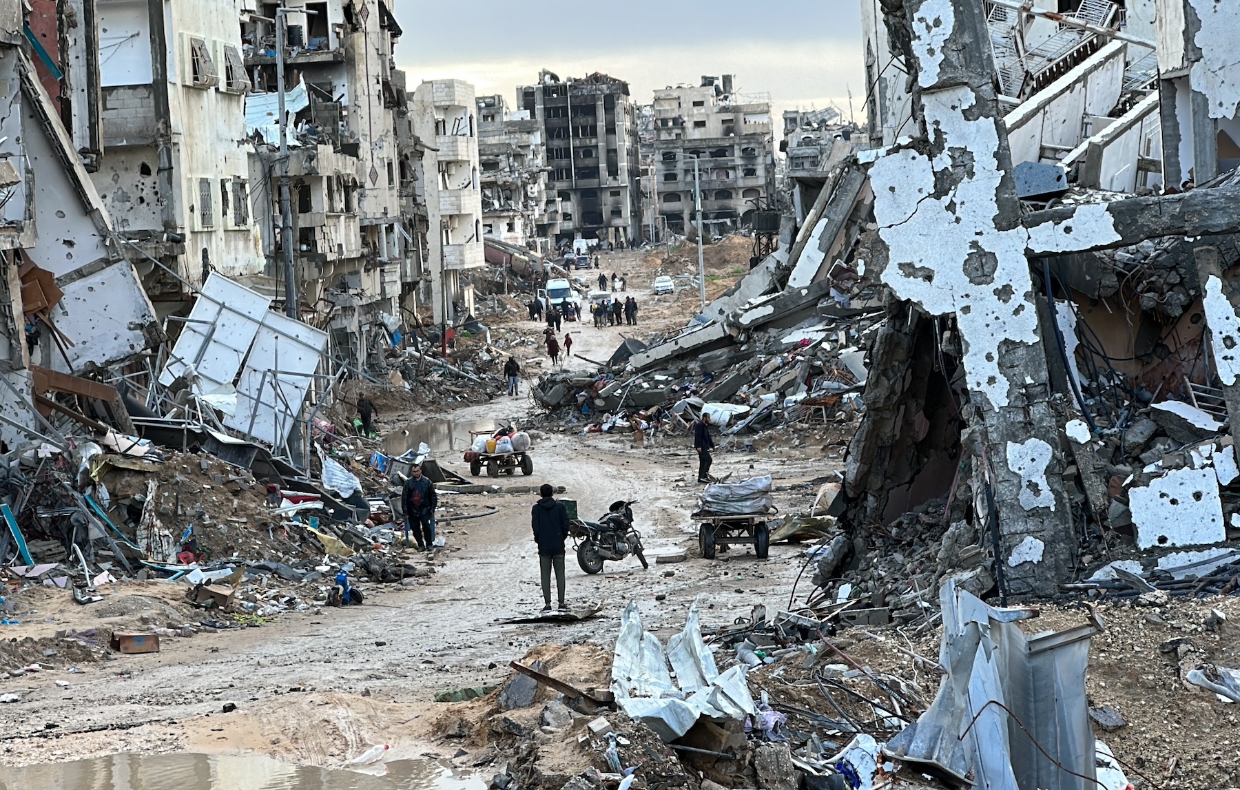 gaza rafah destruction destroyed buildings and roads