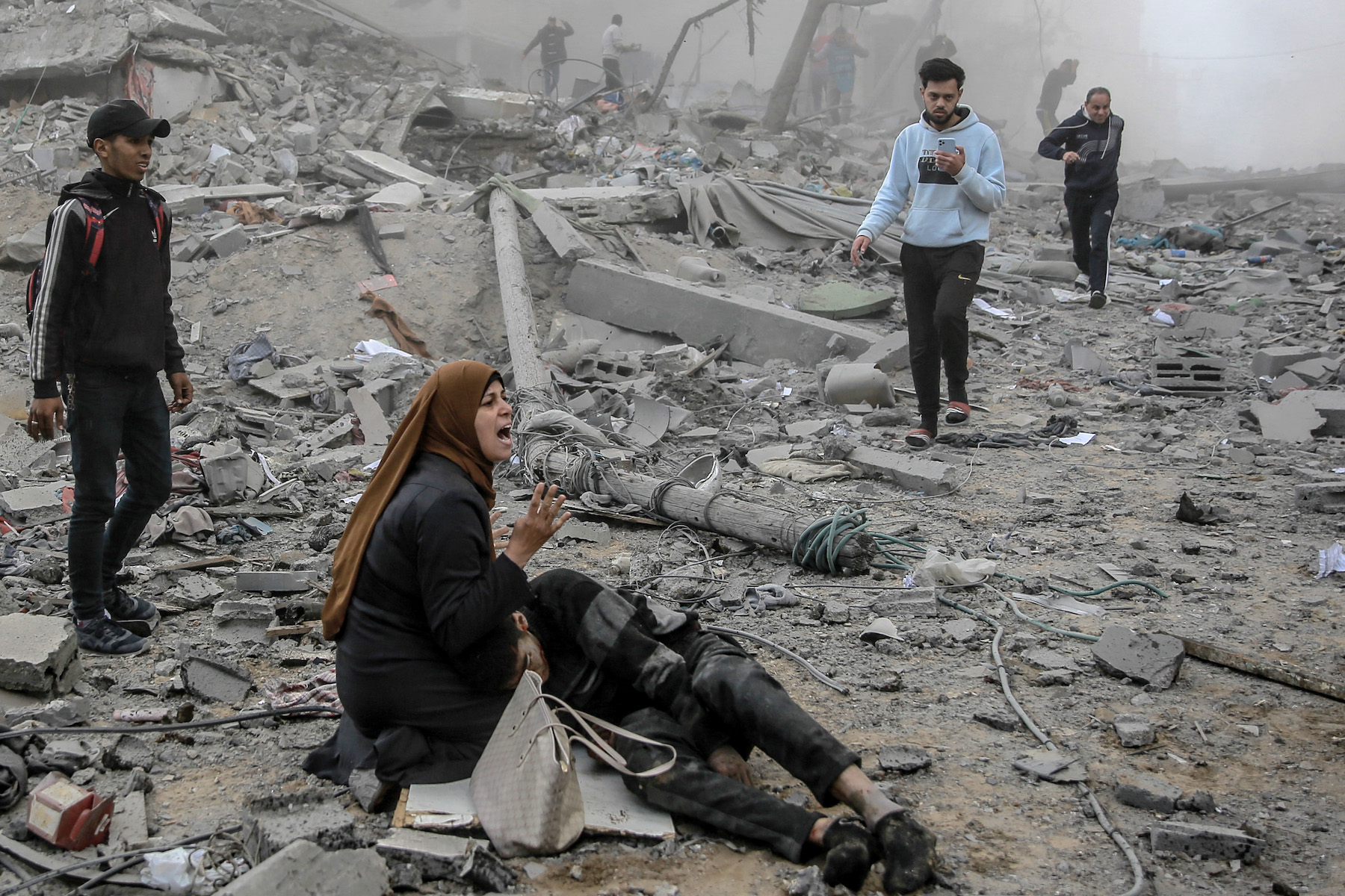 Israel attacks kill mostly children and women in gaza