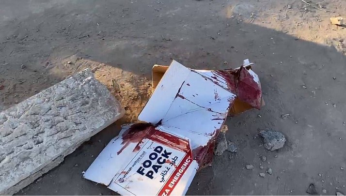 israel gaza flour massacre blood package