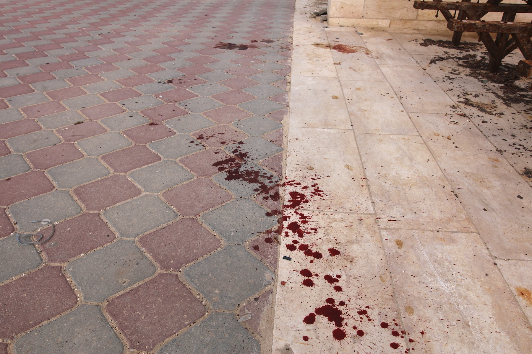 gaza israel al shifa hospital executions blood civilians